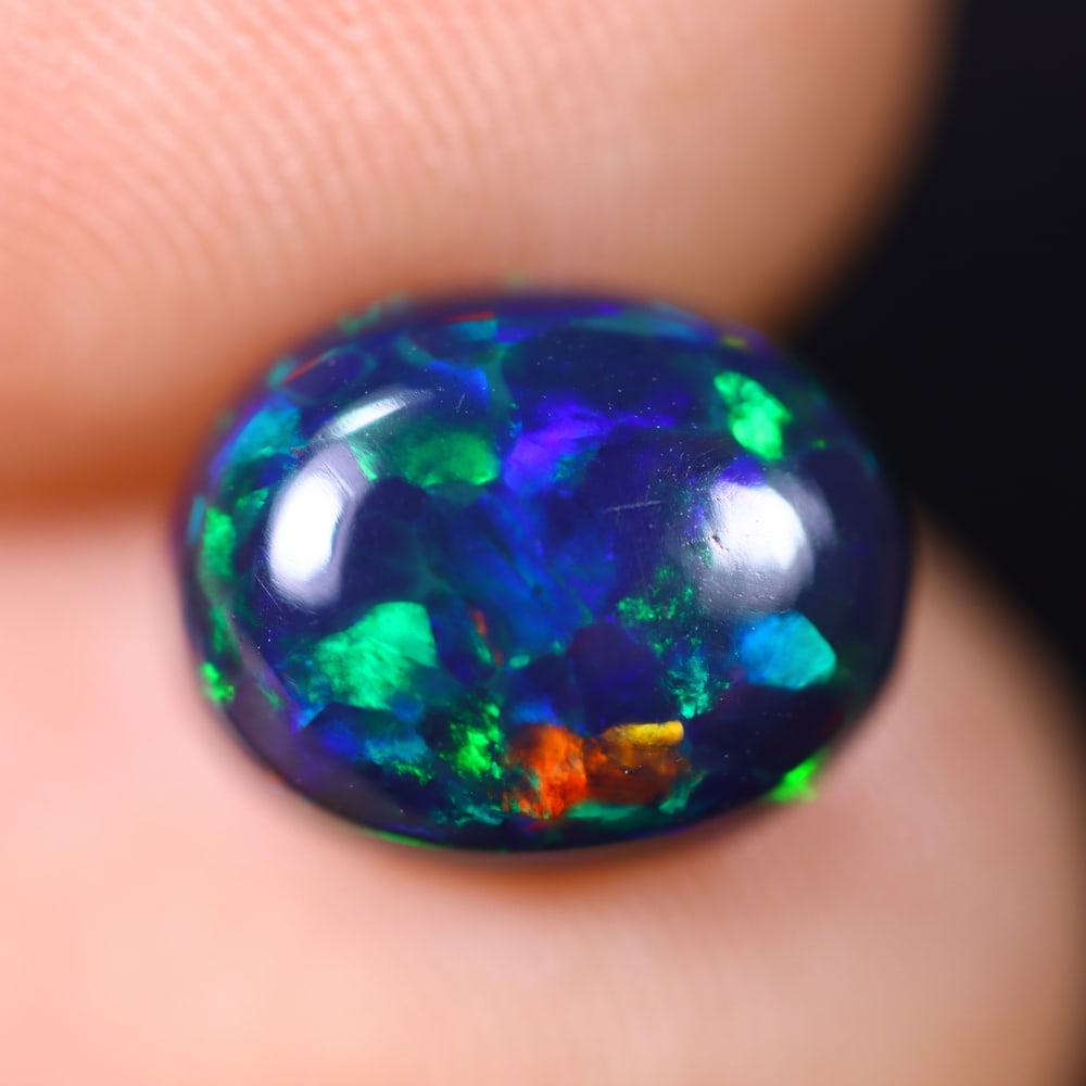 1.95Ct Welo Black Opal Polished - Ethiopian Opal: Ksmith Jewels Global Welcome to our auction house, today auction brought to you by Ksmith Jewels Global based in Penang, Malaysia specialize in all kinds of opal and color gemstone both in manufacturi