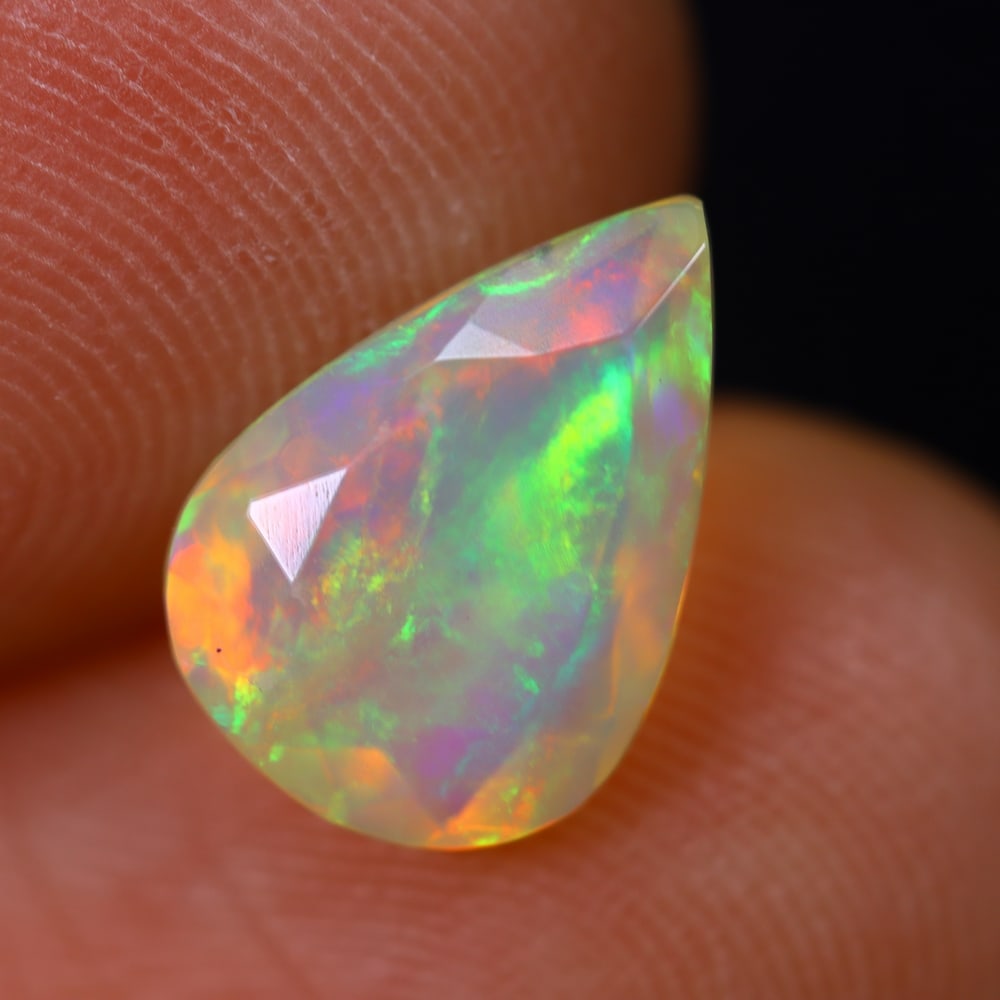 1.35Ct Welo Opal Polished - Ethiopian Opal (1 of 6)