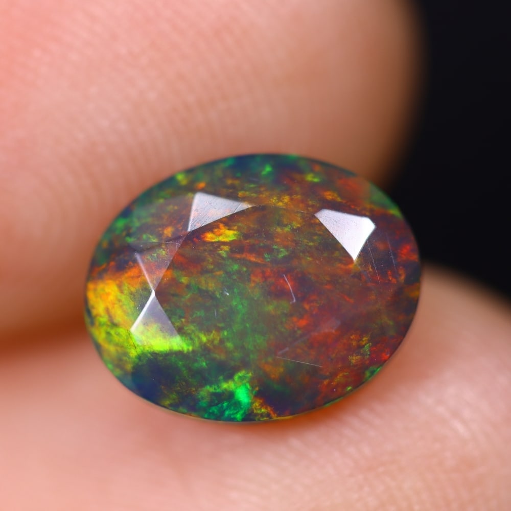 1.60Ct Welo Black Faceted Opal Polished - Ethiopian Opal: Ksmith Jewels Global Welcome to our auction house, today auction brought to you by Ksmith Jewels Global based in Penang, Malaysia specialize in all kinds of opal and color gemstone both in manufacturi