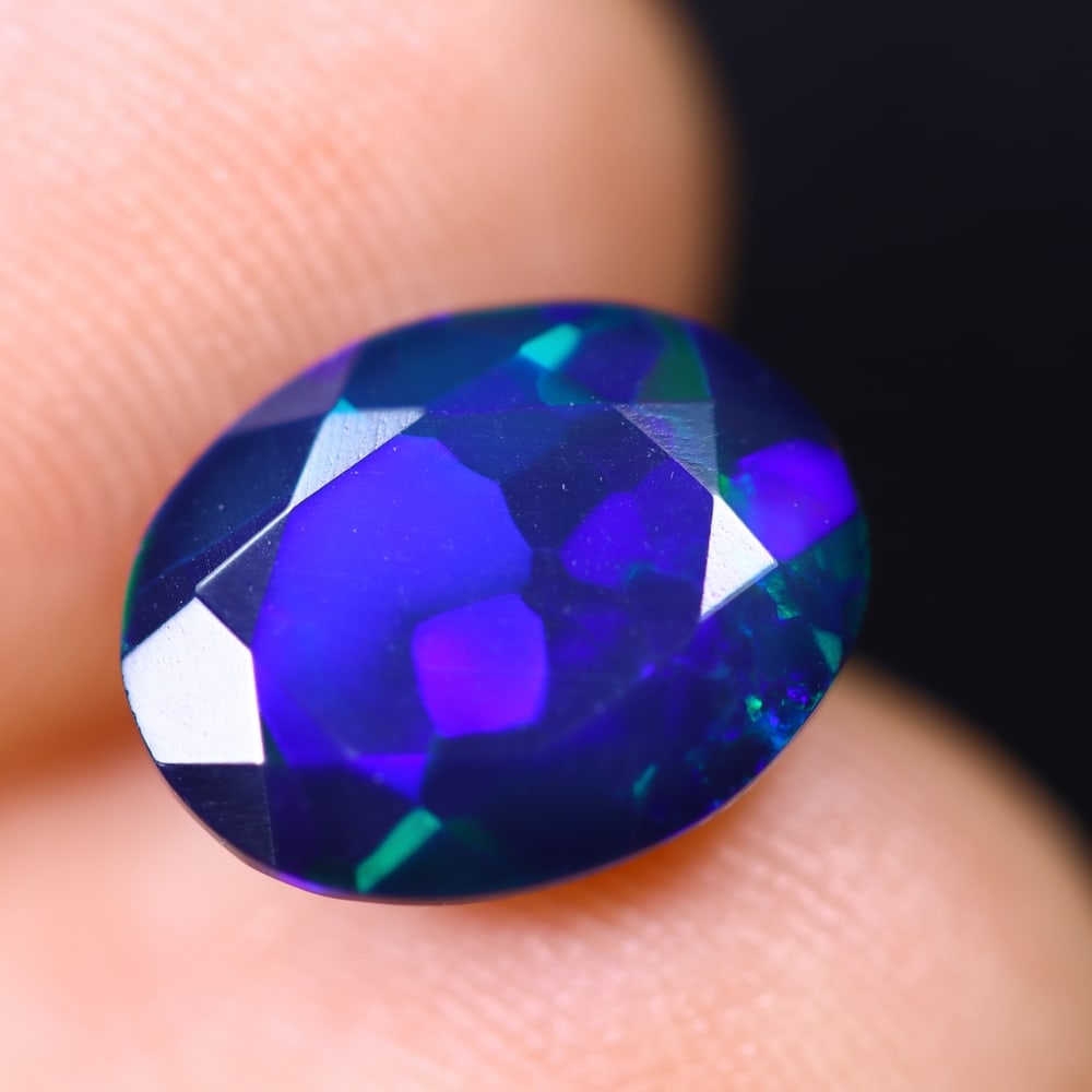 1.73Ct Ethiopian Welo Black Opal - Faceted Polished: Ksmith Jewels Global Welcome to our auction house, today auction brought to you by Ksmith Jewels Global based in Penang, Malaysia specialize in all kinds of opal and color gemstone both in manufacturi
