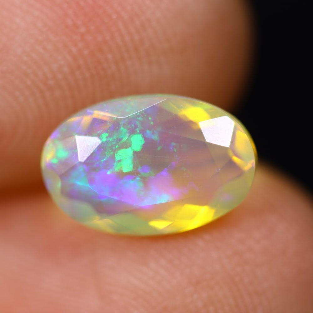 1.26Ct Welo Opal Faceted Polished - Ethiopian Opal: Ksmith Jewels Global Welcome to our auction house, today auction brought to you by Ksmith Jewels Global based in Penang, Malaysia specialize in all kinds of opal and color gemstone both in manufacturi
