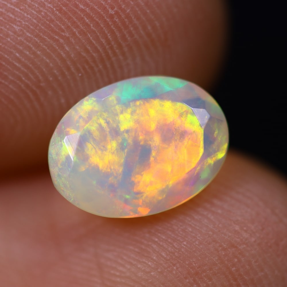 1.08Ct Welo Opal Faceted Polished - Ethiopian Opal: Ksmith Jewels Global Welcome to our auction house, today auction brought to you by Ksmith Jewels Global based in Penang, Malaysia specialize in all kinds of opal and color gemstone both in manufacturi