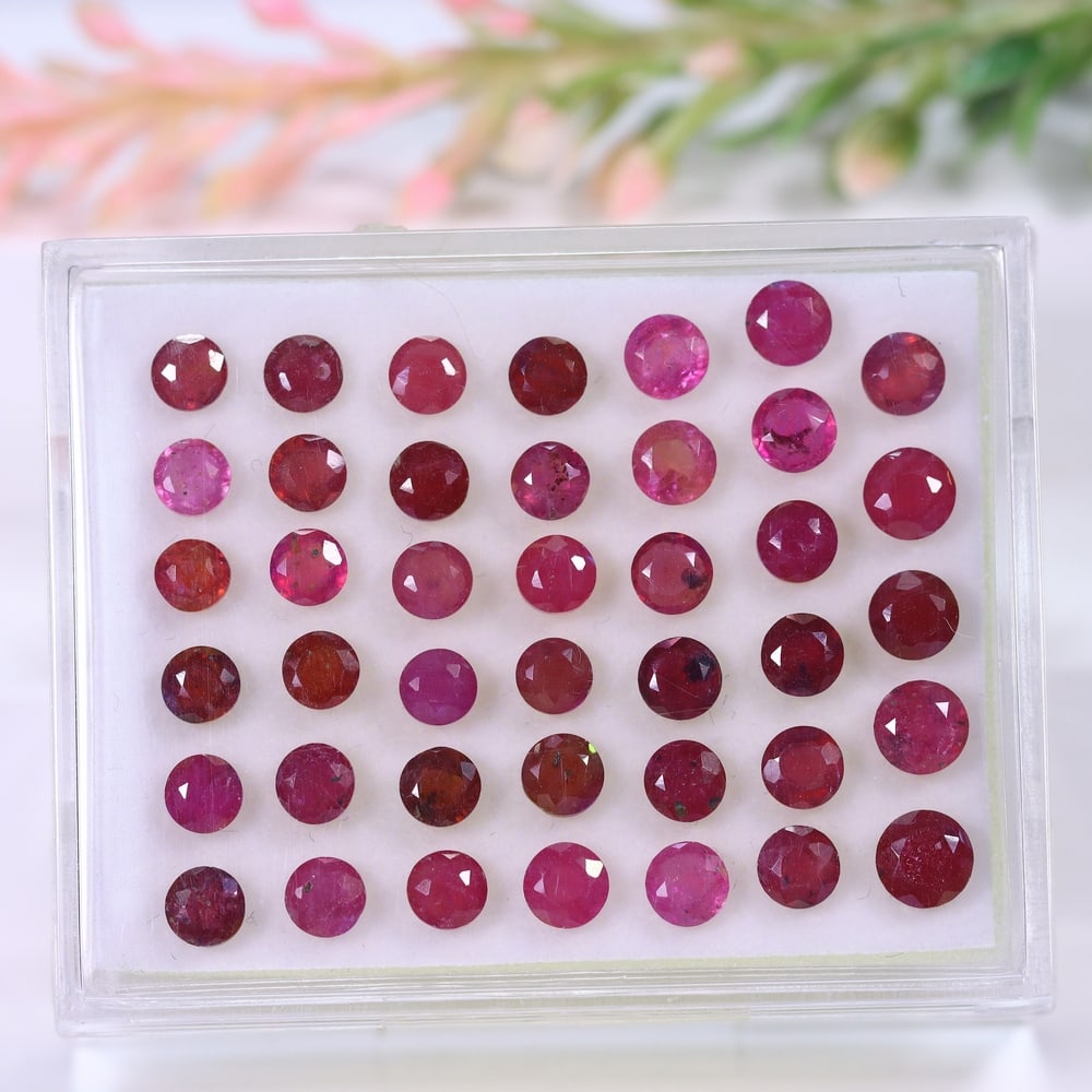 *14.88Ct Calibrated 3.9mm Red Ruby - Polished Faceted (1 of 2)