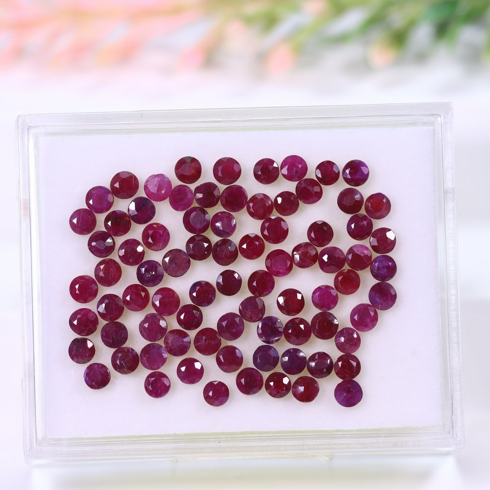 *13.34Ct Calibrated 2.9mm Red Ruby - Polished Faceted (1 of 2)
