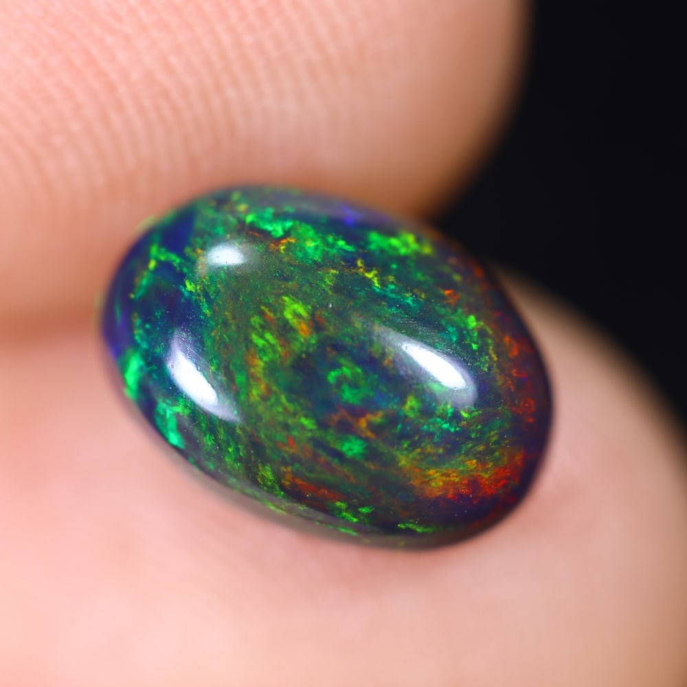 1.52Ct Welo Black Opal Polished - Ethiopian Opal: Ksmith Jewels Global Welcome to our auction house, today auction brought to you by Ksmith Jewels Global based in Penang, Malaysia specialize in all kinds of opal and color gemstone both in manufacturi