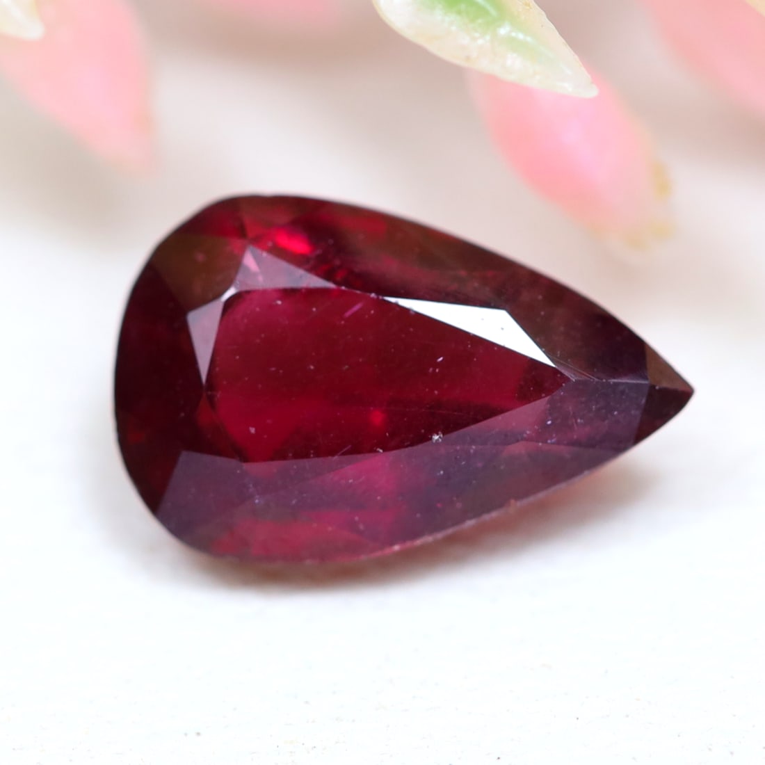 1.61Ct Natural Purplish Rhodolite Garnet for Jewelry Making: Ksmith Jewels Global Welcome to our auction house, today auction brought to you by Ksmith Jewels Global based in Penang, Malaysia specialize in all kinds of opal and color gemstone both in manufacturi
