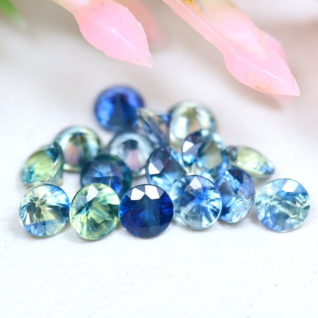 1.71Ct 3.0MM Natural Rare Diamond Cut Multi-color Sapphire VVS-VS in Lots (1 of 2)