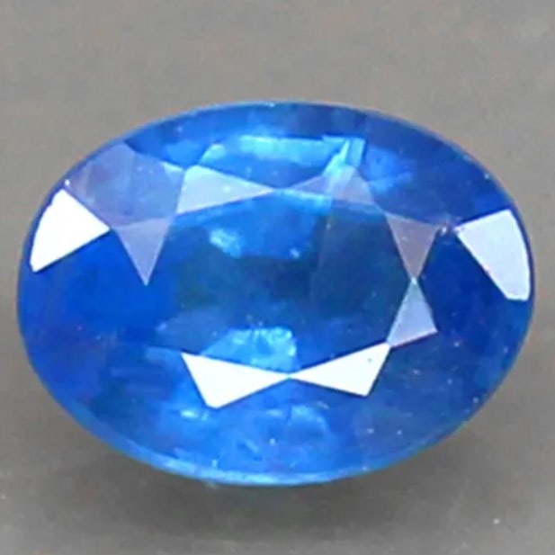 0.61ct.PASTEL BLUE SAPPHIRE MADAGASCAR NORMAL HEATED NATURAL OVAL SHAPE: Ksmith Jewels Global Welcome to our auction house, today auction brought to you by Ksmith Jewels Global based in Penang, Malaysia specialize in all kinds of opal and color gemstone both in manufacturi