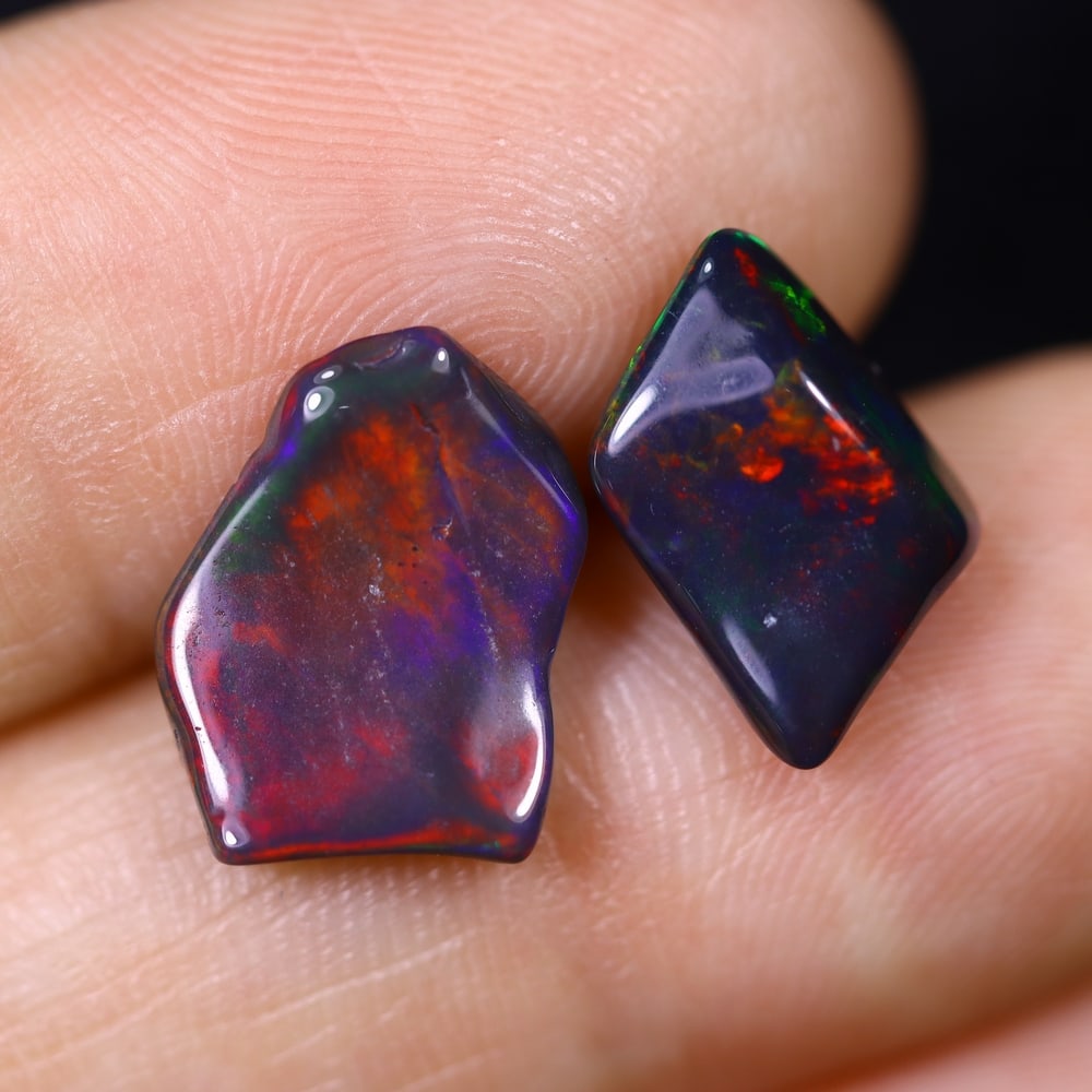 3.04Ct Natural Freeform Black Opal Set - 12x9x3mm - Polished Rough: Ksmith Jewels Global Welcome to our auction house, today auction brought to you by Ksmith Jewels Global based in Penang, Malaysia specialize in all kinds of opal and color gemstone both in manufacturi