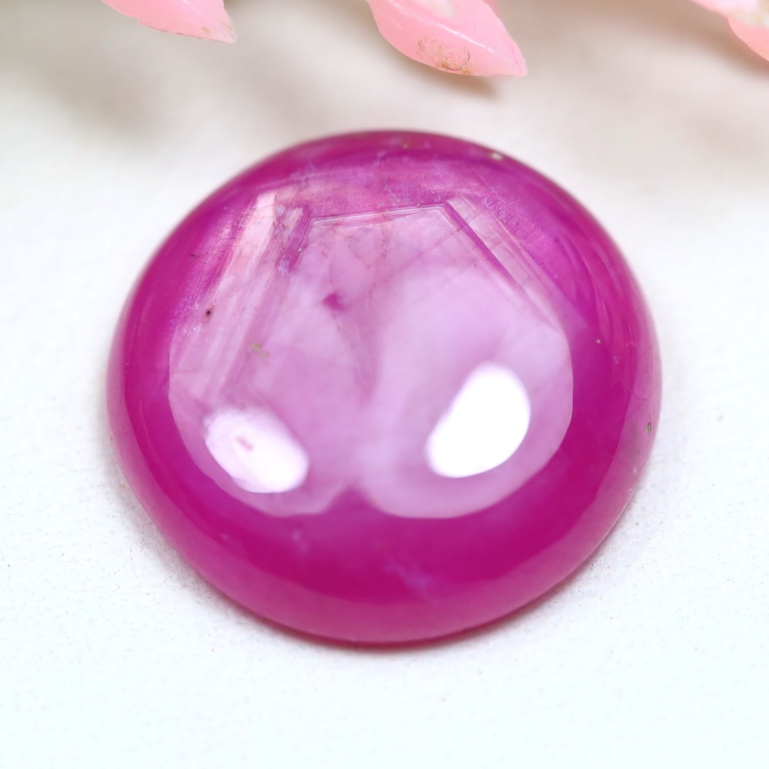 10.31Ct Natural Madagascar 14MM Heated Ruby Top Red Round Cut Cabochon: Ksmith Jewels Global Welcome to our auction house, today auction brought to you by Ksmith Jewels Global based in Penang, Malaysia specialize in all kinds of opal and color gemstone both in manufacturi