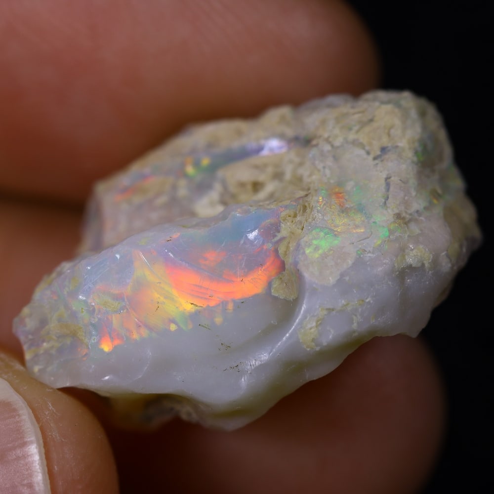 11.5Ct Rough Opal Specimen - Ethiopian Opal - Mineral Rough: Ksmith Jewels Global Welcome to our auction house, today auction brought to you by Ksmith Jewels Global based in Penang, Malaysia specialize in all kinds of opal and color gemstone both in manufacturi