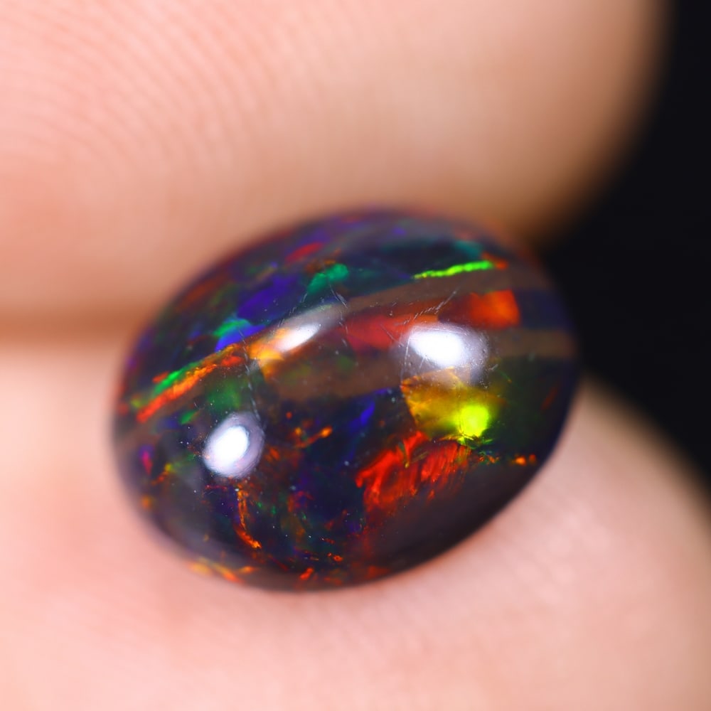 1.53Ct Welo Black Opal Polished - Ethiopian Opal: Ksmith Jewels Global Welcome to our auction house, today auction brought to you by Ksmith Jewels Global based in Penang, Malaysia specialize in all kinds of opal and color gemstone both in manufacturi