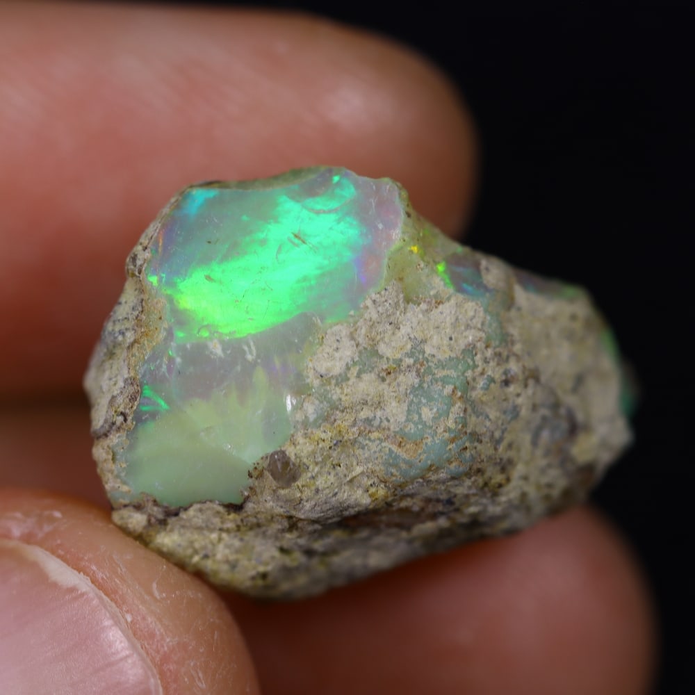 13.6Ct Rough Opal Specimen - Ethiopian Opal - Mineral Rough: Ksmith Jewels Global Welcome to our auction house, today auction brought to you by Ksmith Jewels Global based in Penang, Malaysia specialize in all kinds of opal and color gemstone both in manufacturi