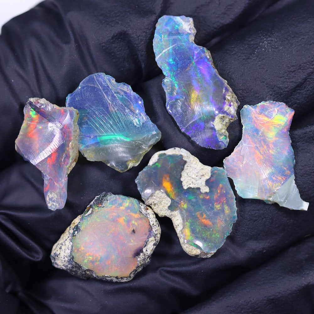 12.6Ct Smoked Rough Opal Specimen - Ethiopian Opal - Mineral Rough: Ksmith Jewels Global Welcome to our auction house, today auction brought to you by Ksmith Jewels Global based in Penang, Malaysia specialize in all kinds of opal and color gemstone both in manufacturi