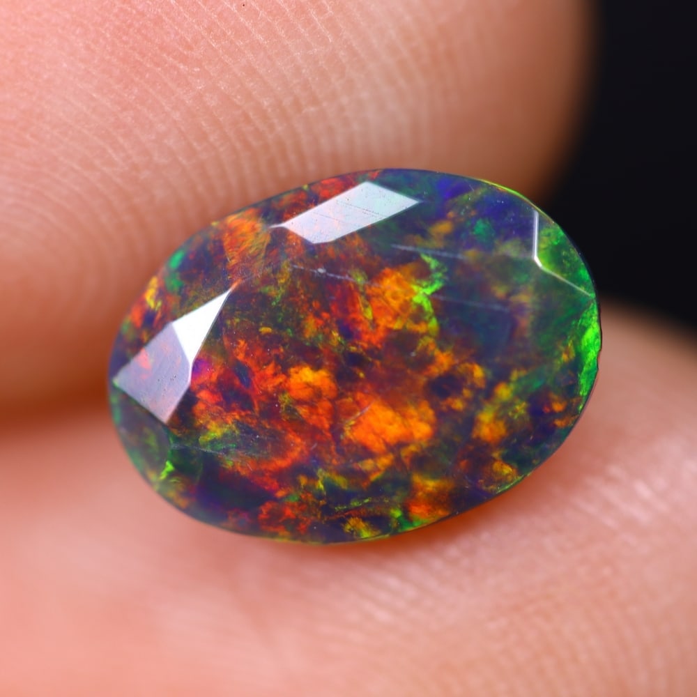 1.61Ct Welo Black Faceted Opal Polished - Ethiopian Opal: Ksmith Jewels Global Welcome to our auction house, today auction brought to you by Ksmith Jewels Global based in Penang, Malaysia specialize in all kinds of opal and color gemstone both in manufacturi