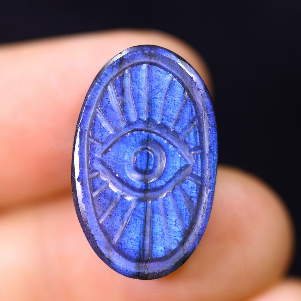 15.72cts Labradorite Evil Eye - Carving: Ksmith Jewels Global Welcome to our auction house, today auction brought to you by Ksmith Jewels Global based in Penang, Malaysia specialize in all kinds of opal and color gemstone both in manufacturi