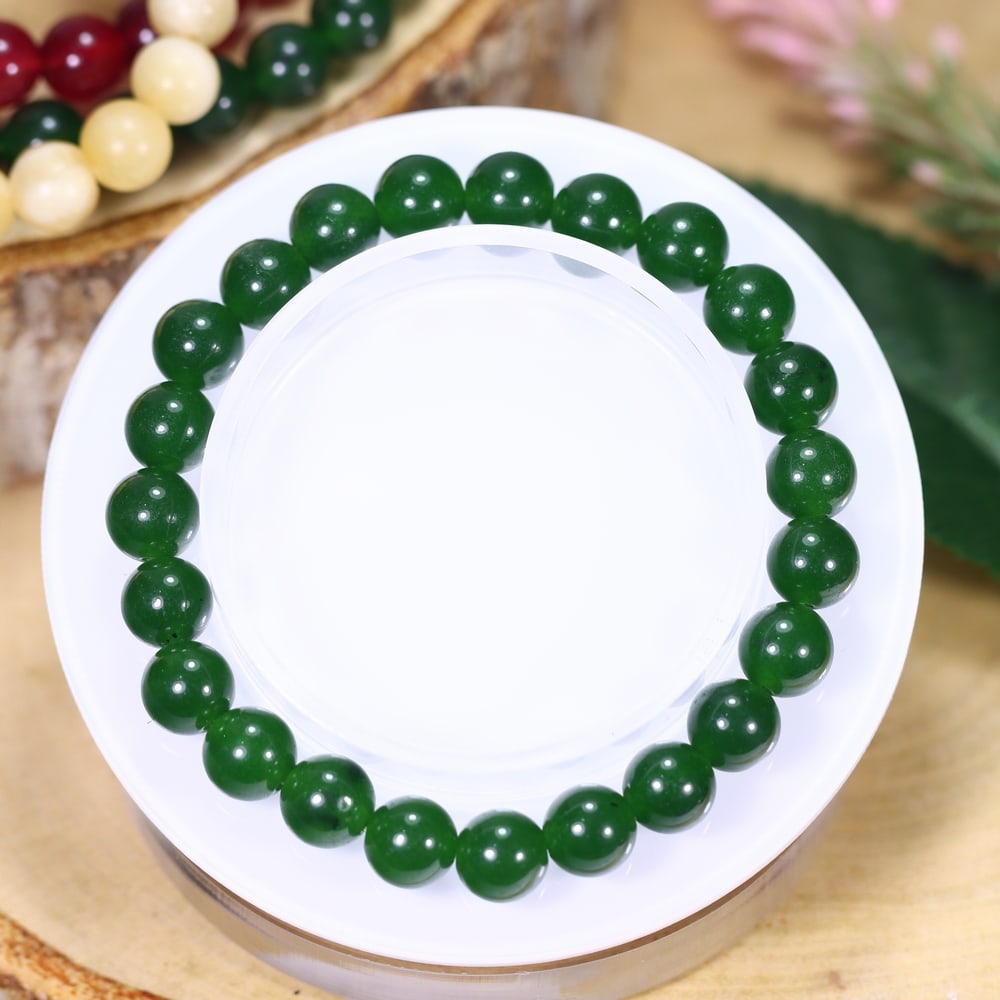 18.76g Nephrite Jade Bracelet - Polished Beads: Ksmith Jewels Global Welcome to our auction house, today auction brought to you by Ksmith Jewels Global based in Penang, Malaysia specialize in all kinds of opal and color gemstone both in manufacturi