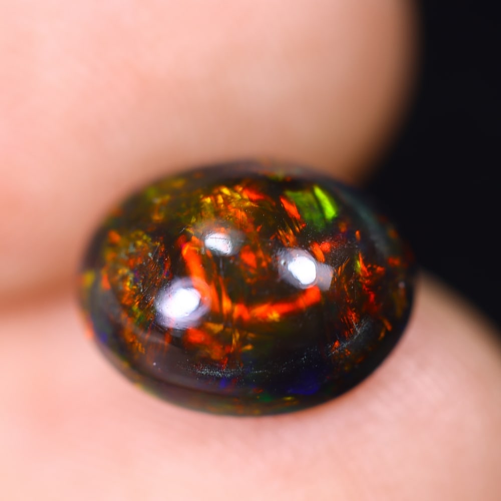 1.74Ct Welo Black Opal Polished - Ethiopian Opal: Ksmith Jewels Global Welcome to our auction house, today auction brought to you by Ksmith Jewels Global based in Penang, Malaysia specialize in all kinds of opal and color gemstone both in manufacturi