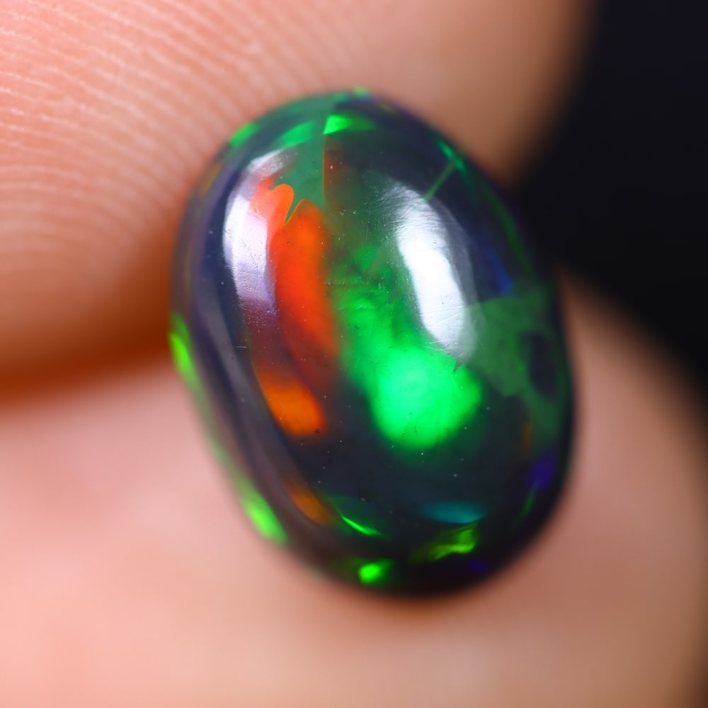 1.89Ct Welo Black Opal Polished - Ethiopian Opal: Ksmith Jewels Global Welcome to our auction house, today auction brought to you by Ksmith Jewels Global based in Penang, Malaysia specialize in all kinds of opal and color gemstone both in manufacturi