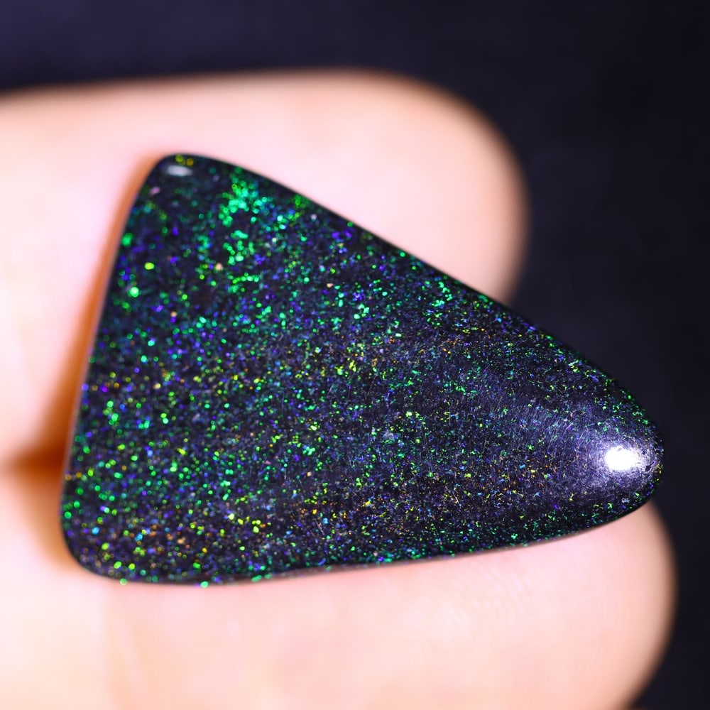 *9.16Ct Matrix Fairy Opal - Australian Opal: Ksmith Jewels Global Welcome to our auction house, today auction brought to you by Ksmith Jewels Global based in Penang, Malaysia specialize in all kinds of opal and color gemstone both in manufacturi