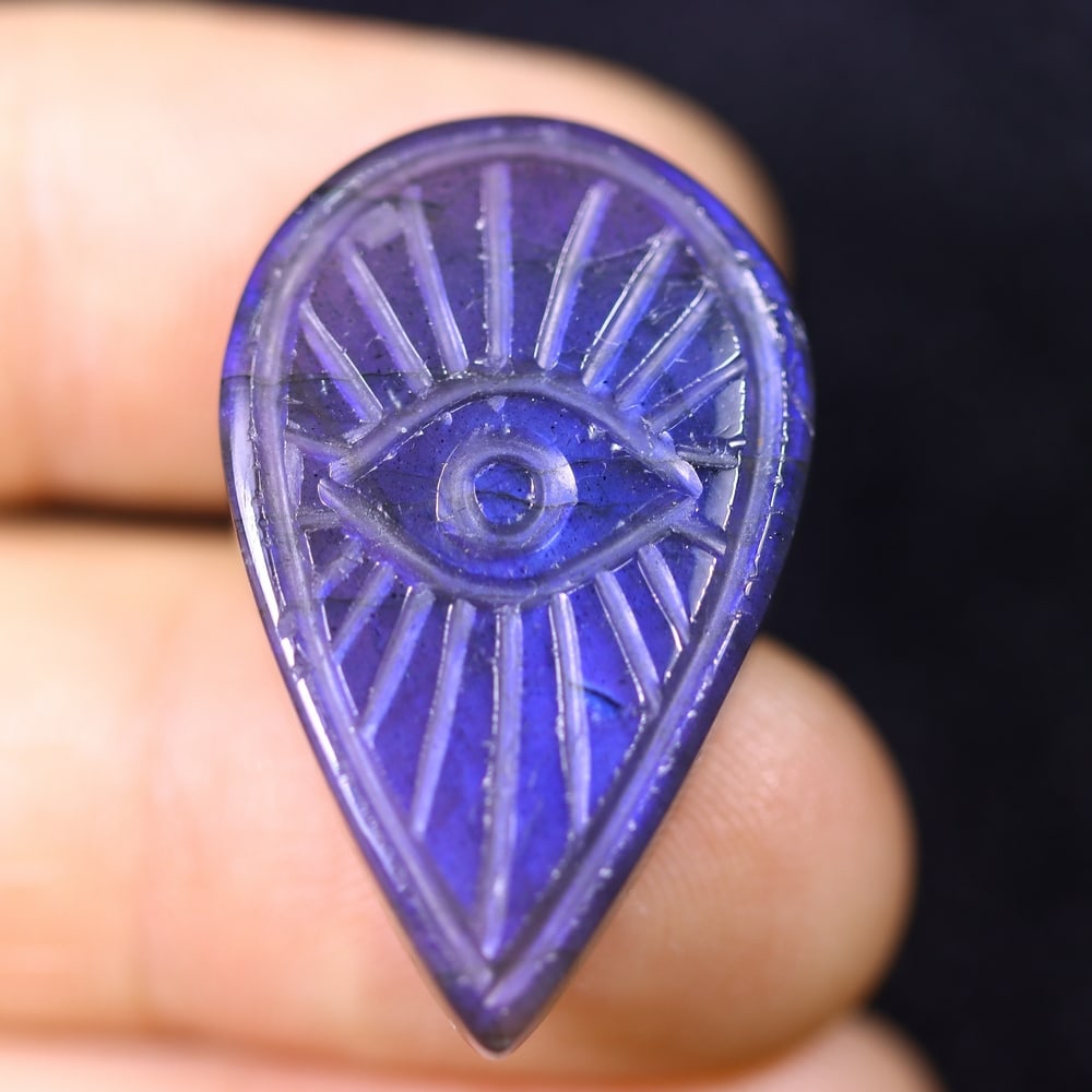 24.46cts Labradorite Evil Eye - Carving (1 of 3)