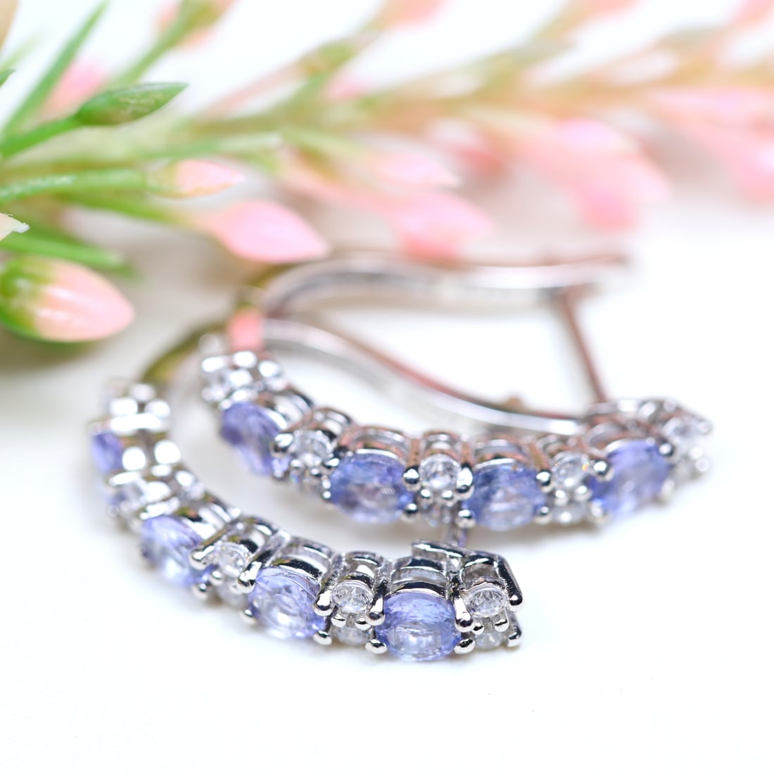 Total Weight 15.81Cts Natural Blue Tanzanite and Cubic Zirconia Earrings 925 Sterling Silver: Ksmith Jewels Global Welcome to our auction house, today auction brought to you by Ksmith Jewels Global based in Penang, Malaysia specialize in all kinds of opal and color gemstone both in manufacturi