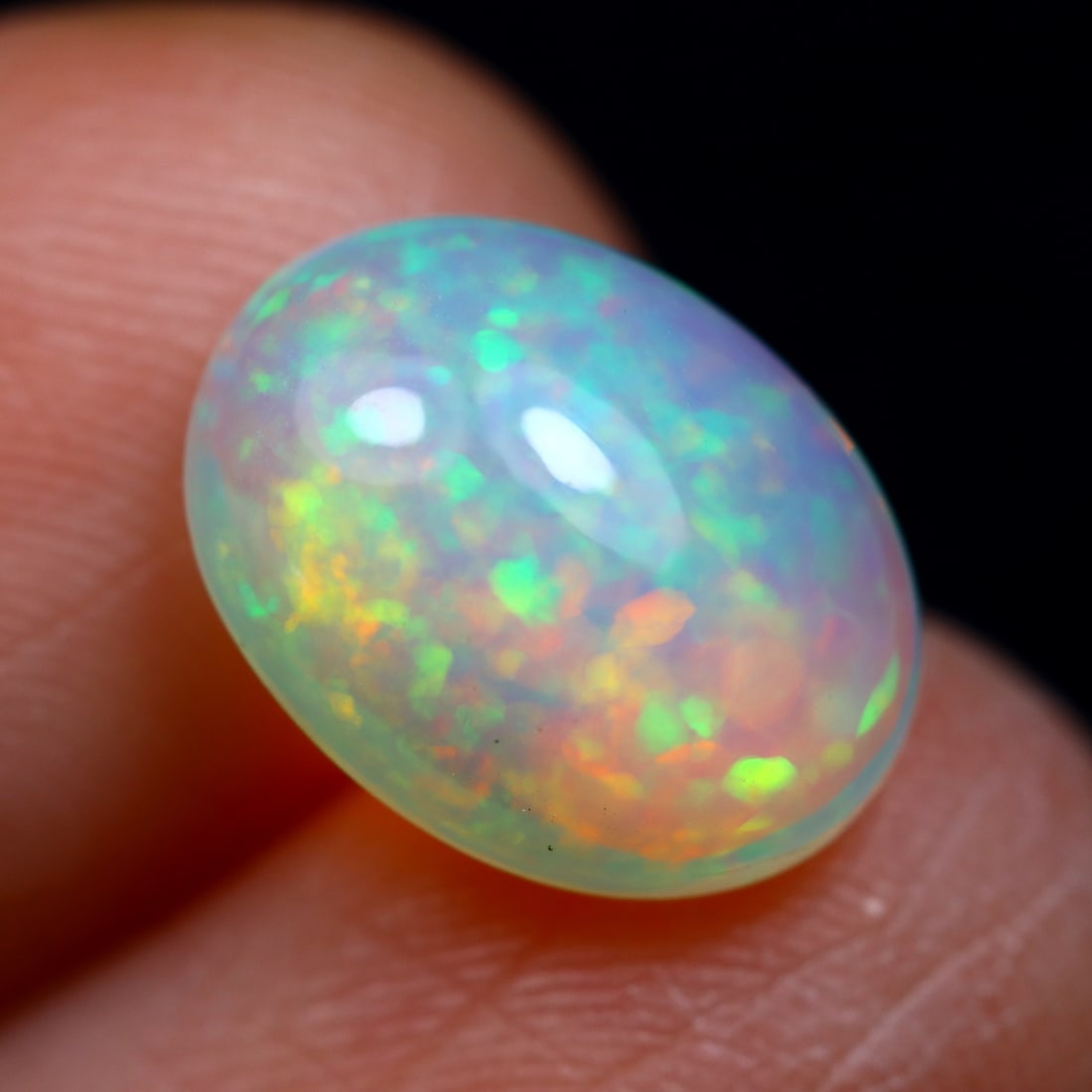 2.03Ct Natural Flashy Rainbow Ethiopian Welo Opal (1 of 4)