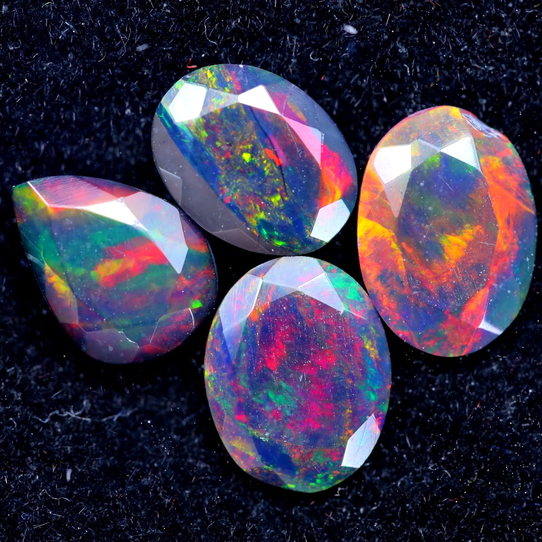 3.38Ct Natural Flashy Rainbow Ethiopian Smoked Faceted Welo Opal Lots: Ksmith Jewels Global Welcome to our auction house, today auction brought to you by Ksmith Jewels Global based in Penang, Malaysia specialize in all kinds of opal and color gemstone both in manufacturi