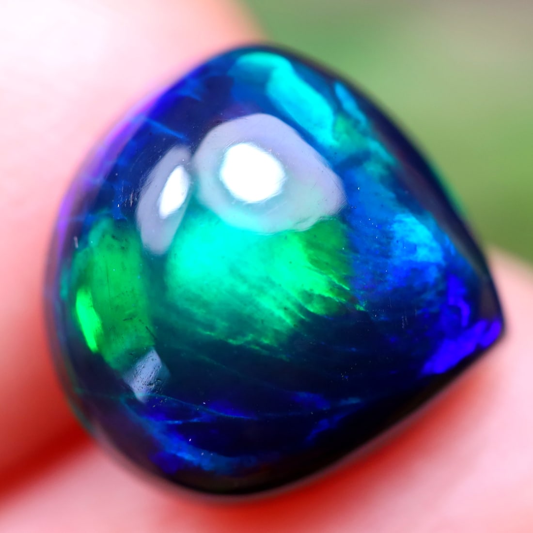 2.50Ct Natural Ethiopian Welo Smoked Opal - Ethiopian Opal - Pear Cabochon: Ksmith Jewels Global Welcome to our auction house, today auction brought to you by Ksmith Jewels Global based in Penang, Malaysia specialize in all kinds of opal and color gemstone both in manufacturi