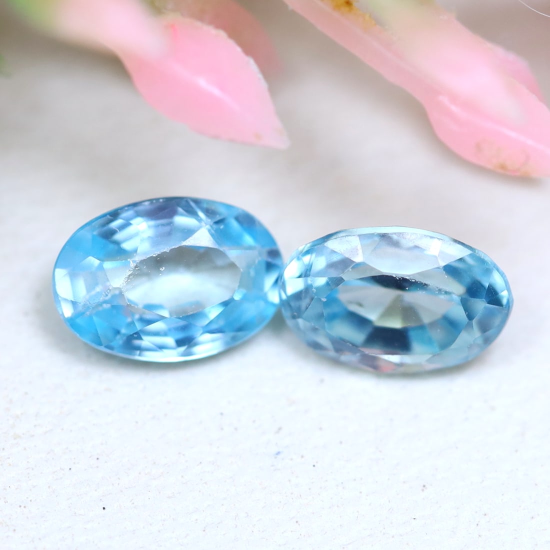 1.46Ct Natural Untreated Cambodia Zircon Oval Gemstone: Ksmith Jewels Global Welcome to our auction house, today auction brought to you by Ksmith Jewels Global based in Penang, Malaysia specialize in all kinds of opal and color gemstone both in manufacturi