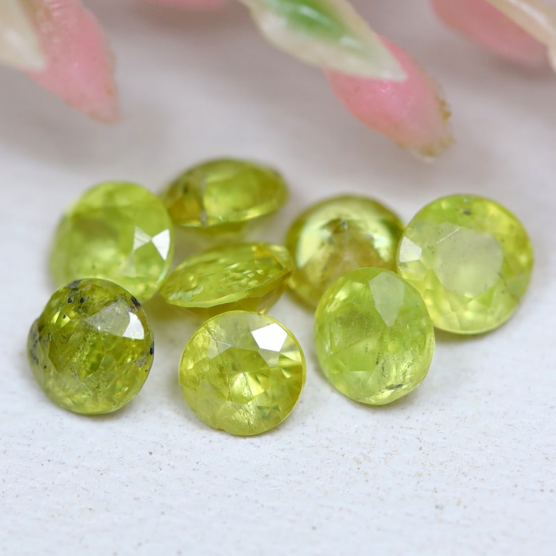 Sphene 1.31Ct Natural Round Cut Unheated Yellowish Green Sphene Lot (1 of 2)