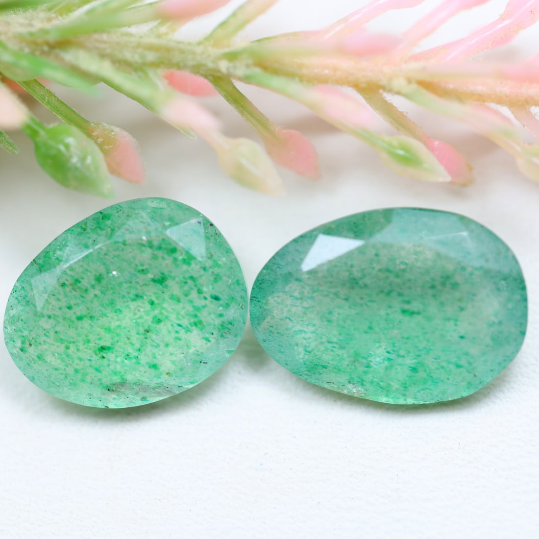 Strawberry Quartz 10.44Ct Natural Green Strawberry Quartz Pair: Ksmith Jewels Global Welcome to our auction house, today auction brought to you by Ksmith Jewels Global based in Penang, Malaysia specialize in all kinds of opal and color gemstone both in manufacturi