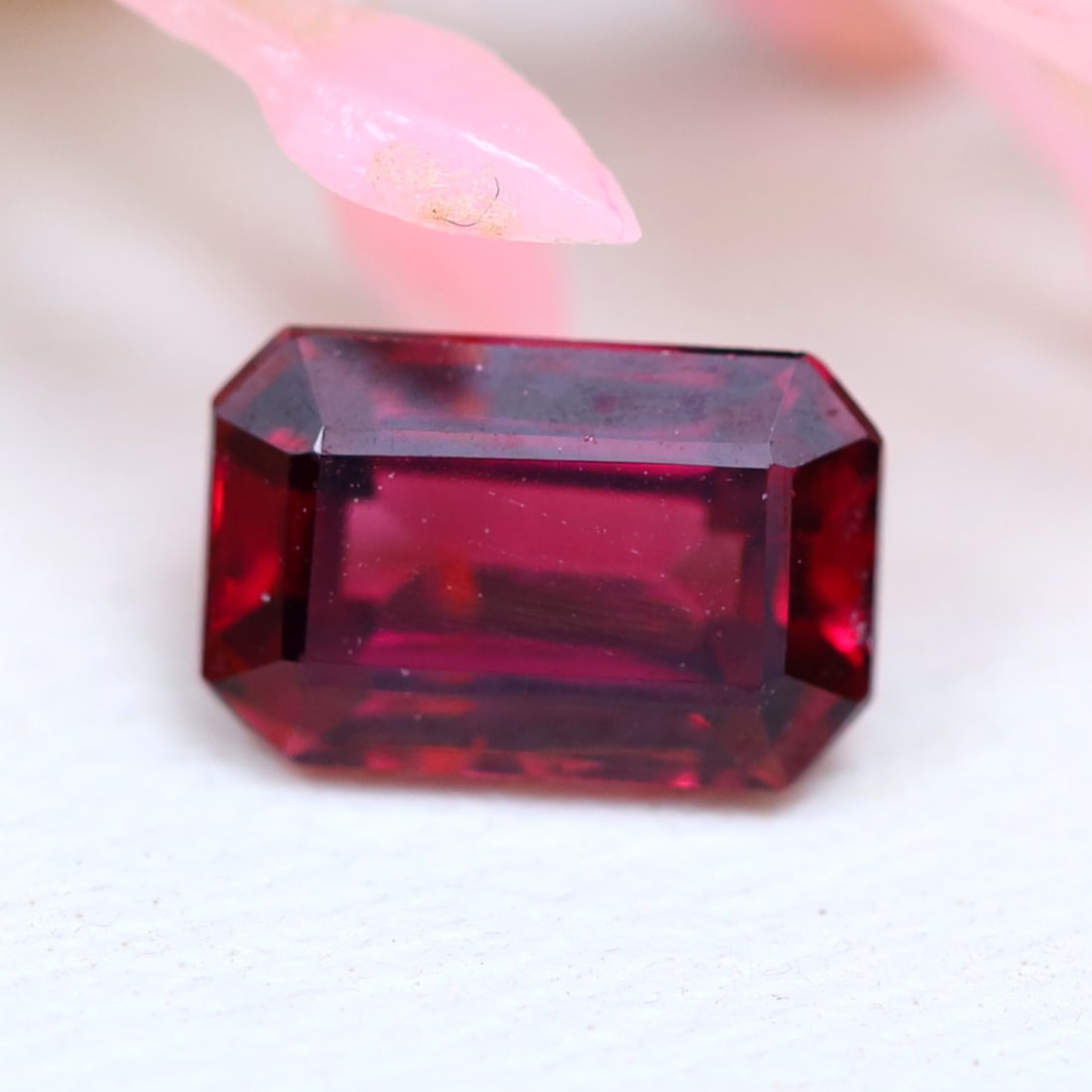 1.25Ct Natural Fancy Cut Redish Rhodolite Garnet for Jewelry Making (1 of 2)