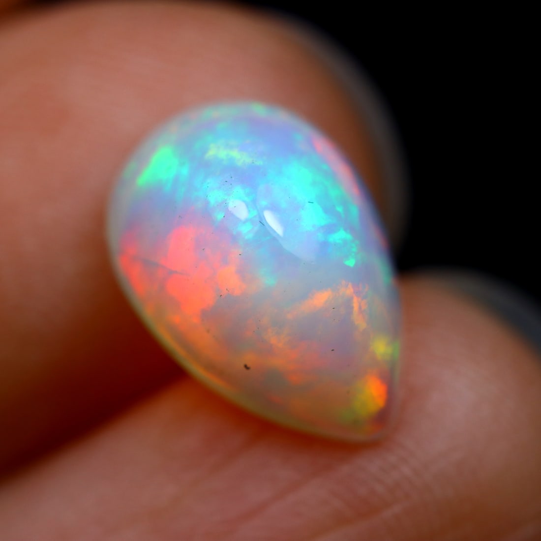 2.17Ct Natural Ethiopian Welo Opal - Ethiopian Opal Cabochon: Ksmith Jewels Global Welcome to our auction house, today auction brought to you by Ksmith Jewels Global based in Penang, Malaysia specialize in all kinds of opal and color gemstone both in manufacturi