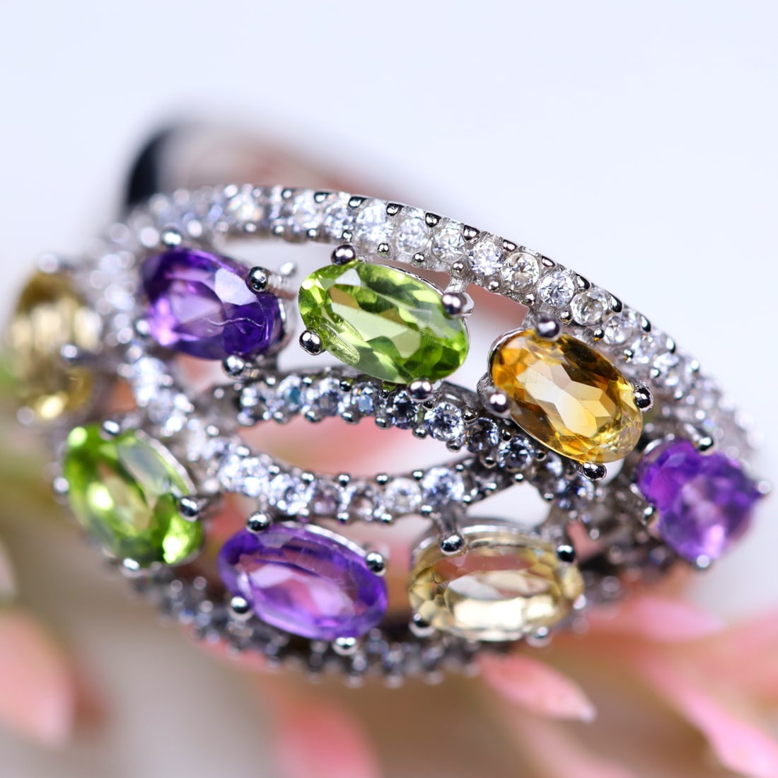 Total Weight 19.40Cts Natural Purple Amethyst, Peridot, Citrine 925 Sterling Silver Size 7.5US: Ksmith Jewels Global Welcome to our auction house, today auction brought to you by Ksmith Jewels Global based in Penang, Malaysia specialize in all kinds of opal and color gemstone both in manufacturi