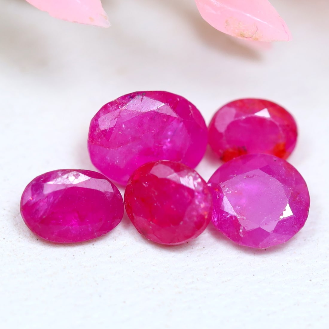 1.72Ct Natural Winza Heated Ruby Top Red Oval Cut: Ksmith Jewels Global Welcome to our auction house, today auction brought to you by Ksmith Jewels Global based in Penang, Malaysia specialize in all kinds of opal and color gemstone both in manufacturi