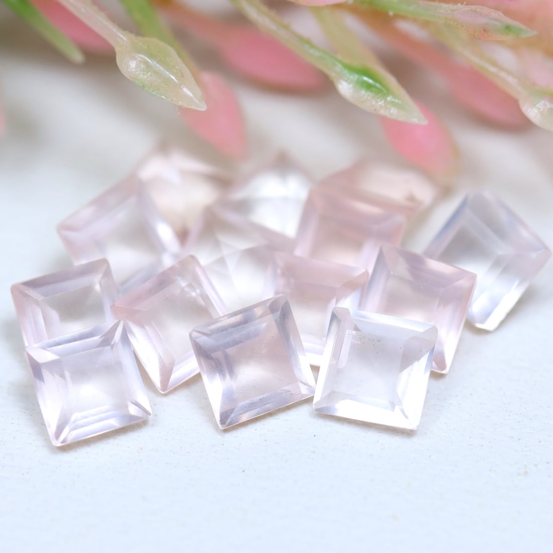Rose Quartz 4.33Ct Square Cut Natural Pinkish Rose Quartz Lot OT6933: Ksmith Jewels Global Welcome to our auction house, today auction brought to you by Ksmith Jewels Global based in Penang, Malaysia specialize in all kinds of opal and color gemstone both in manufacturi