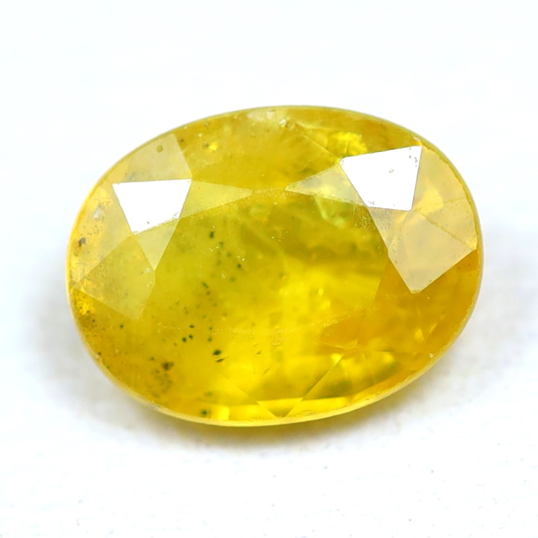 Sapphire 0.73cts Oval Shape Natural Unheated Yellow Sapphire (1 of 2)