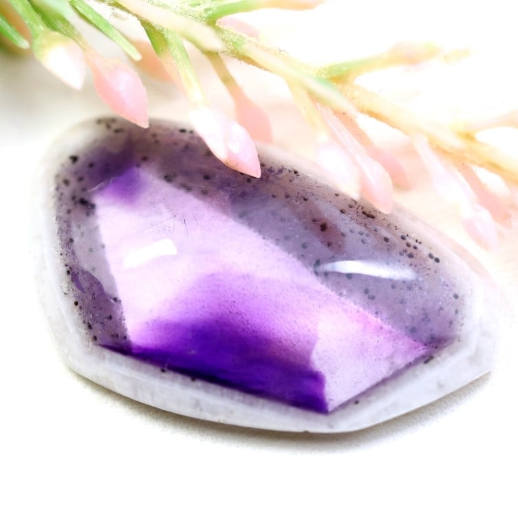 Amethyst 22.32Ct Natural Trapiche Amethyst Smooth Cabochon: Ksmith Jewels Global Welcome to our auction house, today auction brought to you by Ksmith Jewels Global based in Penang, Malaysia specialize in all kinds of opal and color gemstone both in manufacturi