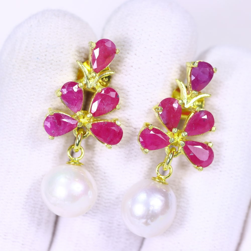 Earrings Pearl & Ruby - 925 Sterling Silver, 339B: Ksmith Heritage Auctioneers Welcome to our auction house, today auction brought to you by Ksmith Heritage Auctioneers based in Penang, Malaysia specialize in all kinds of opal and color gemstone both