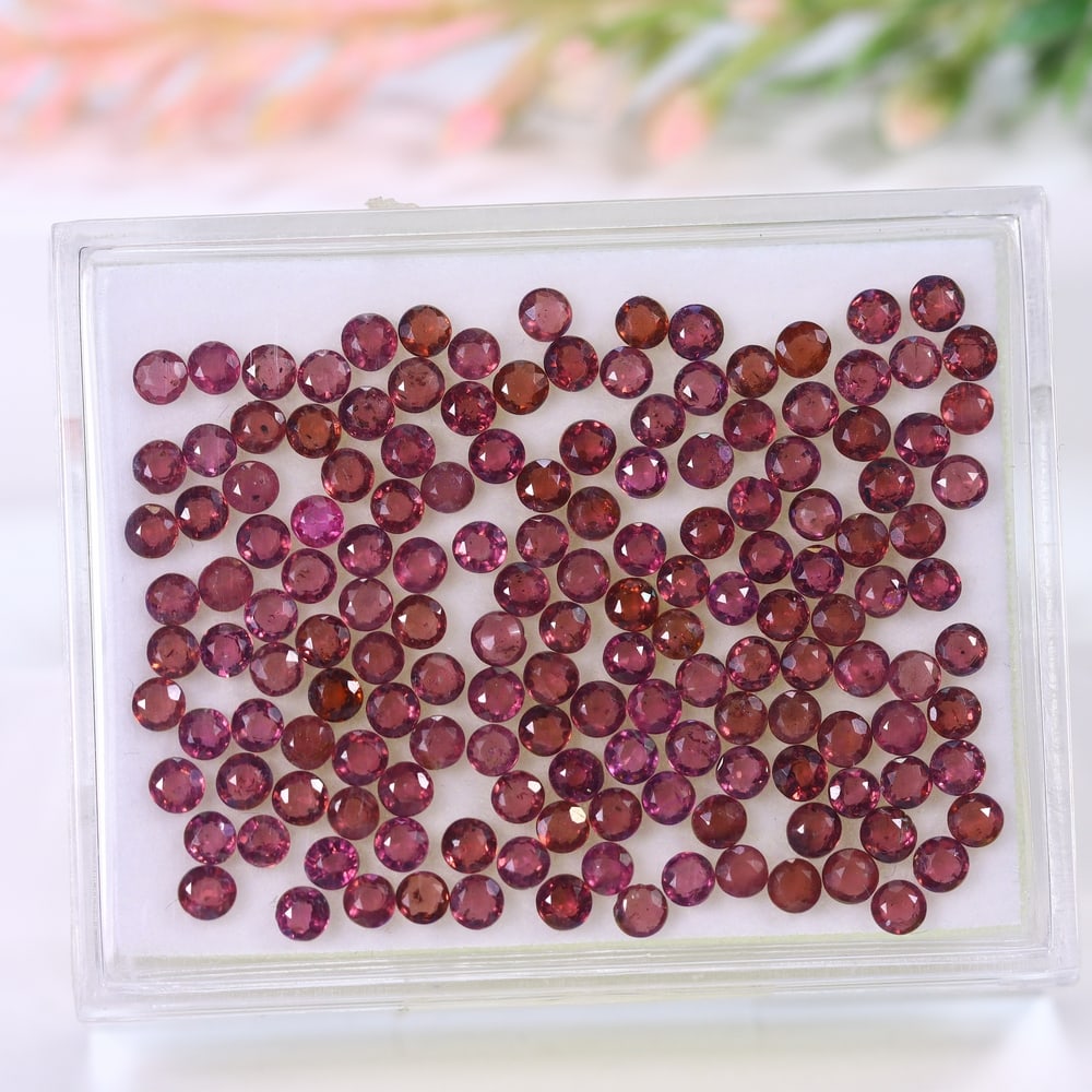 *16.14Ct Calibrated 2.5mm Red Ruby - Polished Faceted , 214B (1 of 2)