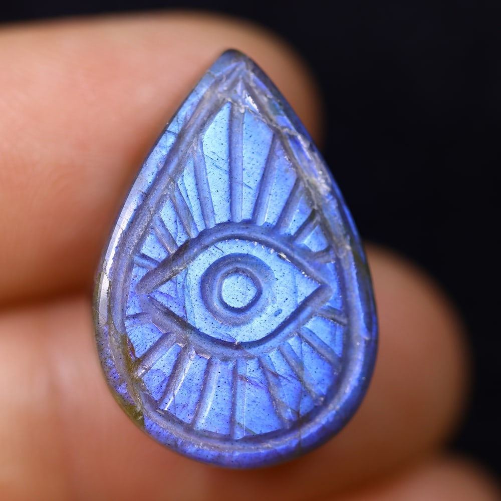 17.99cts Labradorite Evil Eye - Carving , 598E (1 of 3)