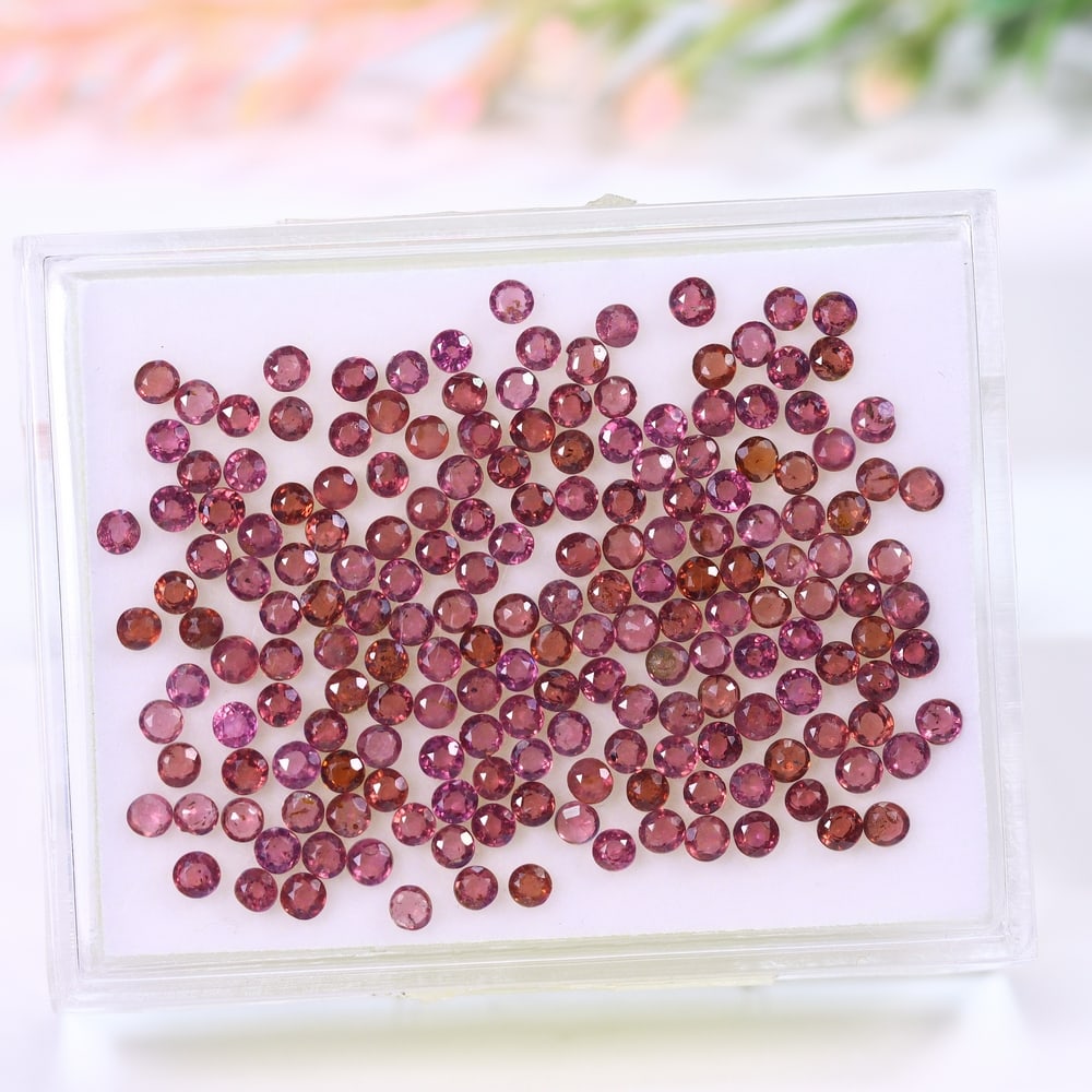 *11.53Ct Calibrated 2.1mm Red Ruby - Polished Faceted , 1118B (1 of 2)