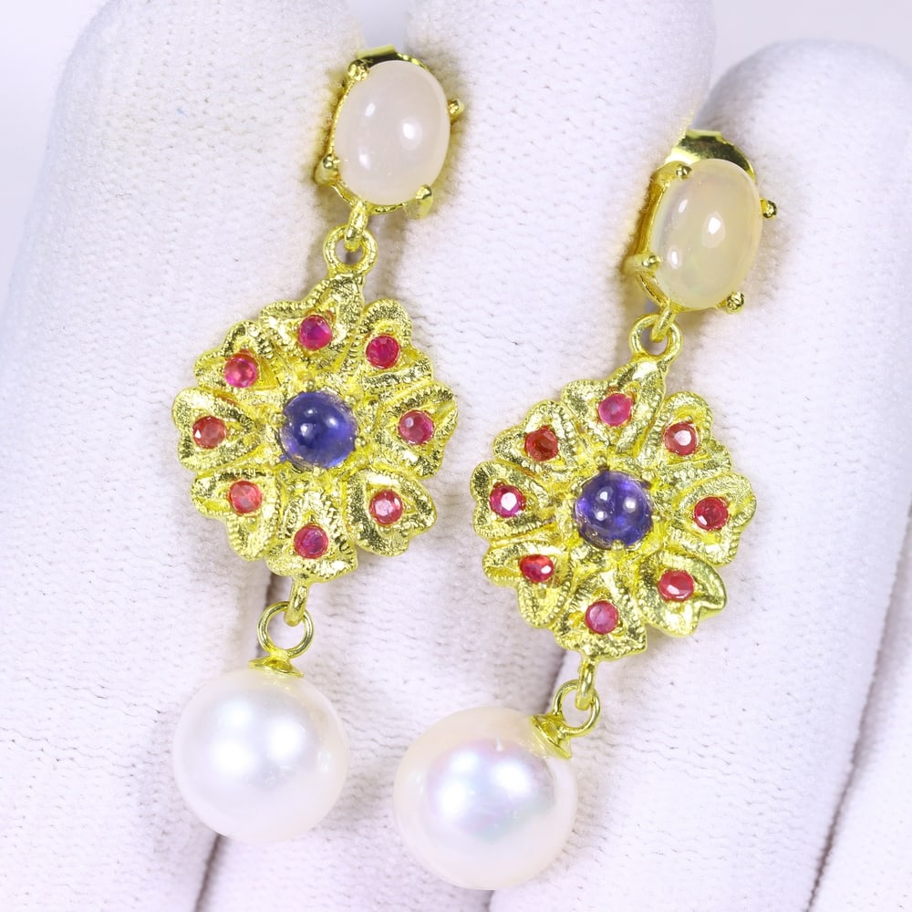 Earrings Pearl Sapphire & Ruby - 925 Sterling Silver, 821E: Ksmith Heritage Auctioneers Welcome to our auction house, today auction brought to you by Ksmith Heritage Auctioneers based in Penang, Malaysia specialize in all kinds of opal and color gemstone both