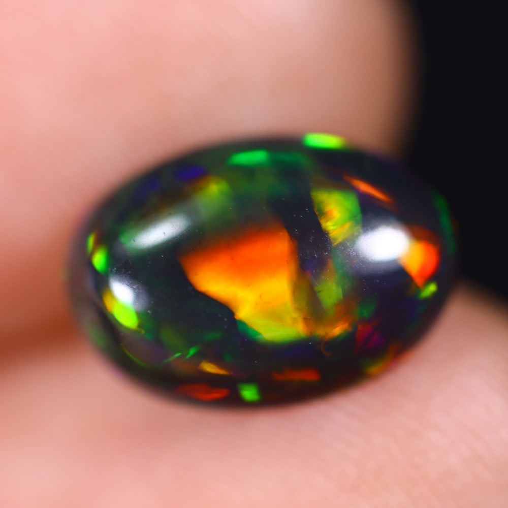 1.78Ct Welo Black Opal Polished - Ethiopian Opal, 541E: Ksmith Heritage Auctioneers Welcome to our auction house, today auction brought to you by Ksmith Heritage Auctioneers based in Penang, Malaysia specialize in all kinds of opal and color gemstone both