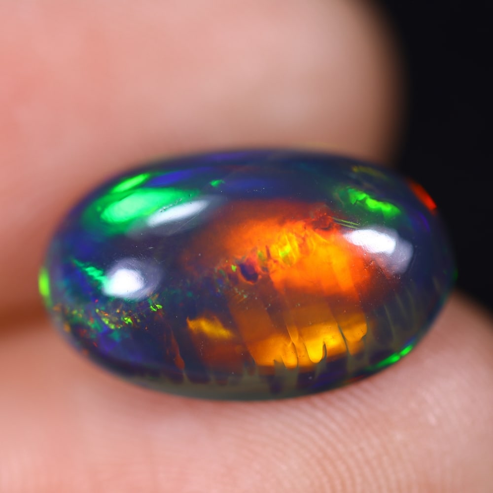 3.51Ct Welo Black Opal Polished - Ethiopian Opal, 1066B: Ksmith Heritage Auctioneers Welcome to our auction house, today auction brought to you by Ksmith Heritage Auctioneers based in Penang, Malaysia specialize in all kinds of opal and color gemstone both