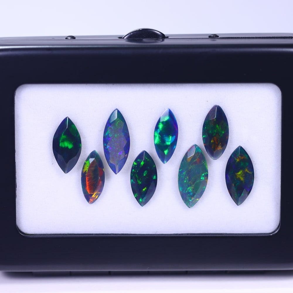 *10.76Ct 8pcs Faceted Smoked Welo Opal Set - Ethiopian Opal, 247E: Ksmith Heritage Auctioneers Welcome to our auction house, today auction brought to you by Ksmith Heritage Auctioneers based in Penang, Malaysia specialize in all kinds of opal and color gemstone both