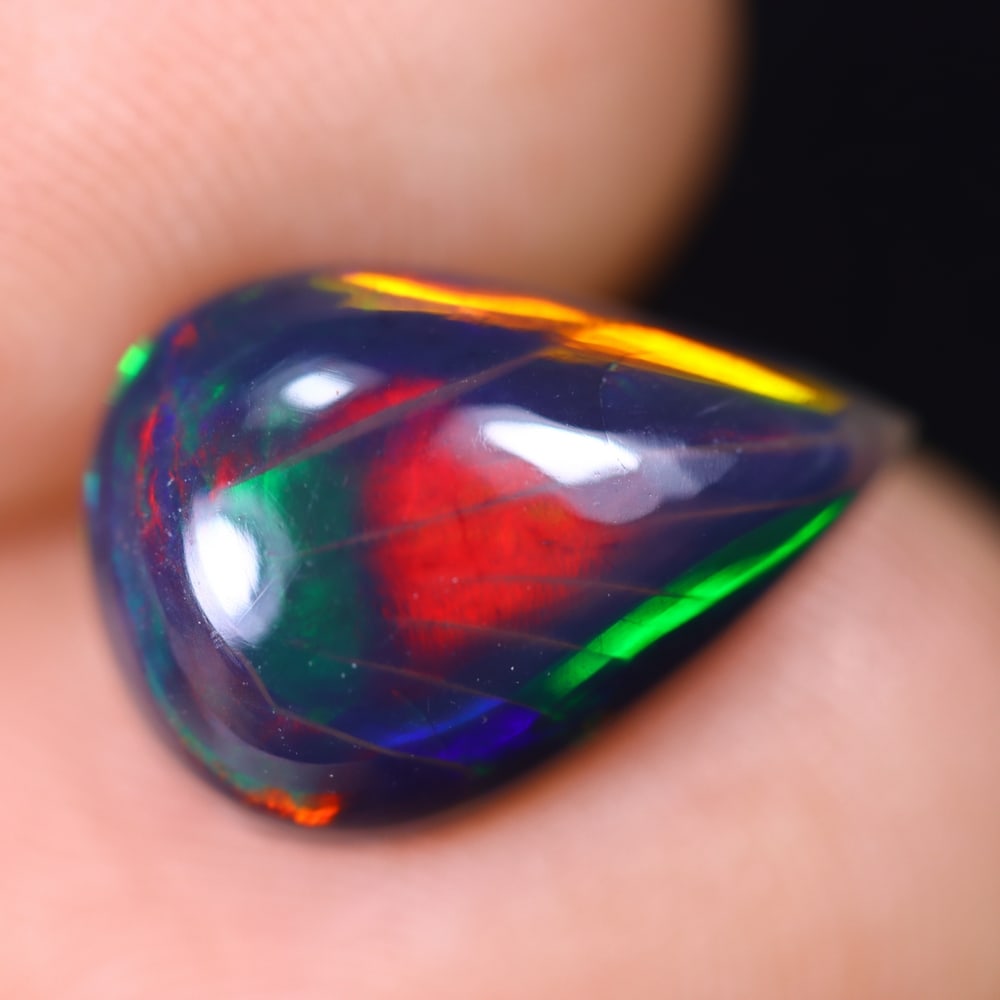 2.45Ct Welo Black Opal Polished - Ethiopian Opal, 556E: Ksmith Heritage Auctioneers Welcome to our auction house, today auction brought to you by Ksmith Heritage Auctioneers based in Penang, Malaysia specialize in all kinds of opal and color gemstone both