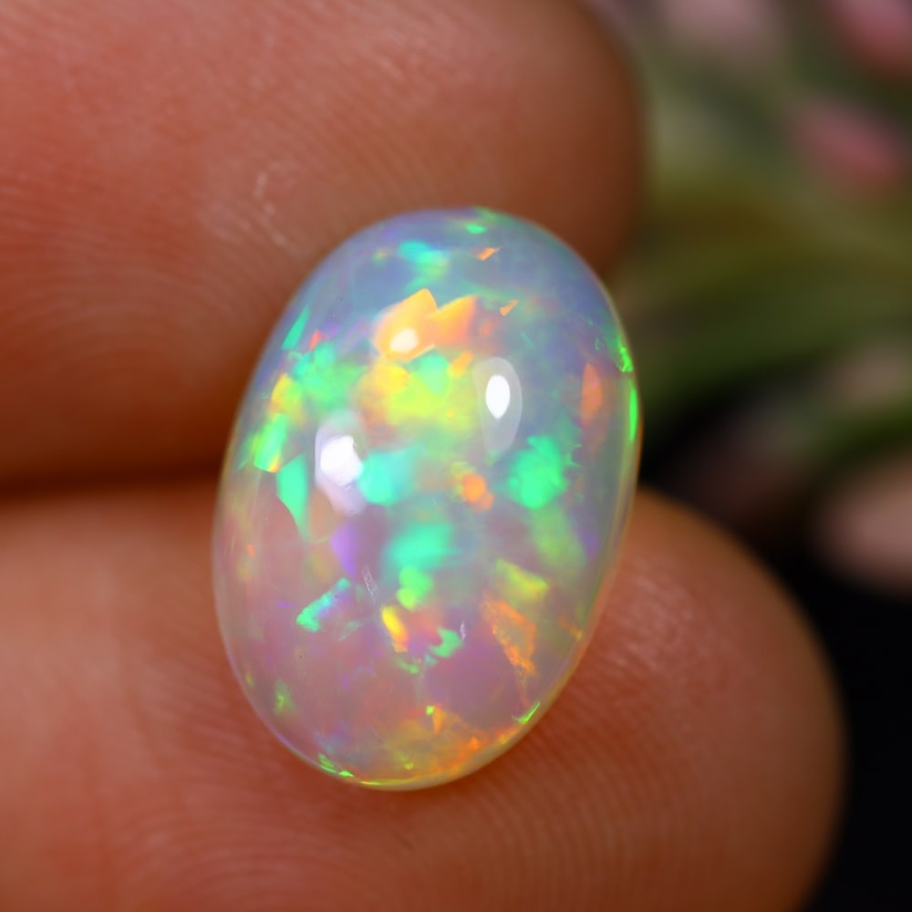 3.83Ct Welo Opal - Ethiopian Opal - Oval Cabochon, 416B: Ksmith Heritage Auctioneers Welcome to our auction house, today auction brought to you by Ksmith Heritage Auctioneers based in Penang, Malaysia specialize in all kinds of opal and color gemstone both