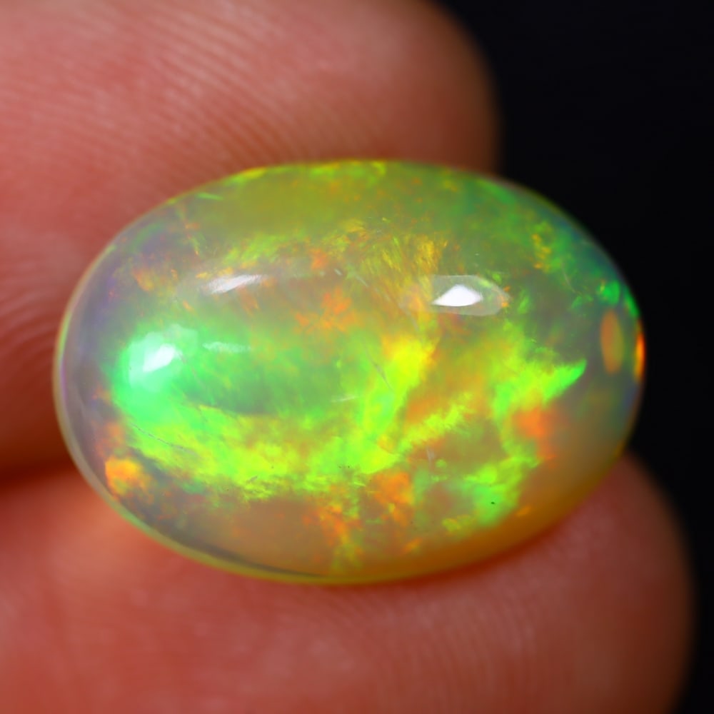 *6.13Ct Welo Opal Polished - Ethiopian Opal - Oval Cabochon, 402B: Ksmith Heritage Auctioneers Welcome to our auction house, today auction brought to you by Ksmith Heritage Auctioneers based in Penang, Malaysia specialize in all kinds of opal and color gemstone both